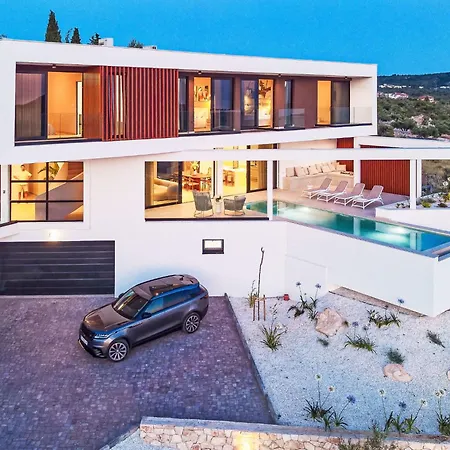 Five K By Interhome